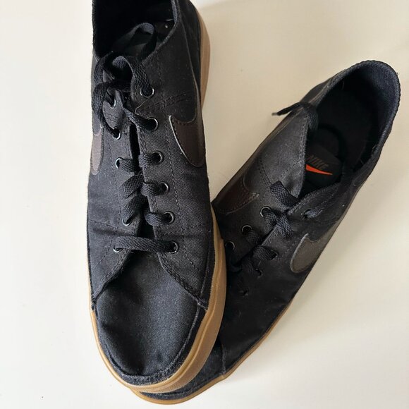 Nike Court Legacy Black Gum Bottom Canvas MEN'S 12 - Picture 1 of 3